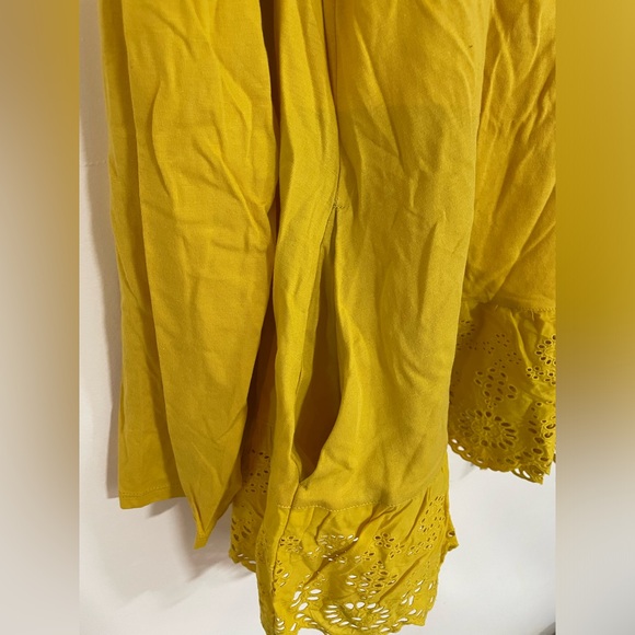 Logo Yellow Knit Long Sleeve Lace Hem Tunic Large - Picture 3 of 7